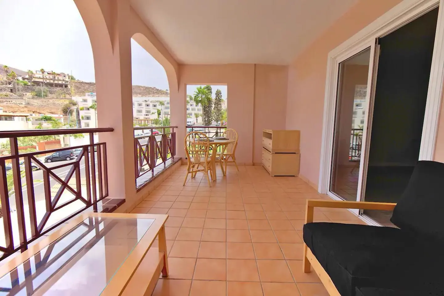 Large Modern Apartment With Terrace & Heated Pool アロナ 0*,